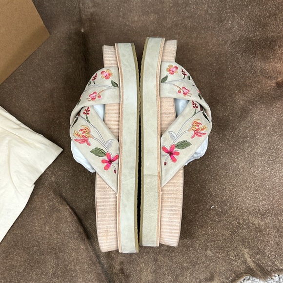 Johnny Was Jenna X Band Sandal Sueded Flatform Embroidered Slides - Picture 6 of 9